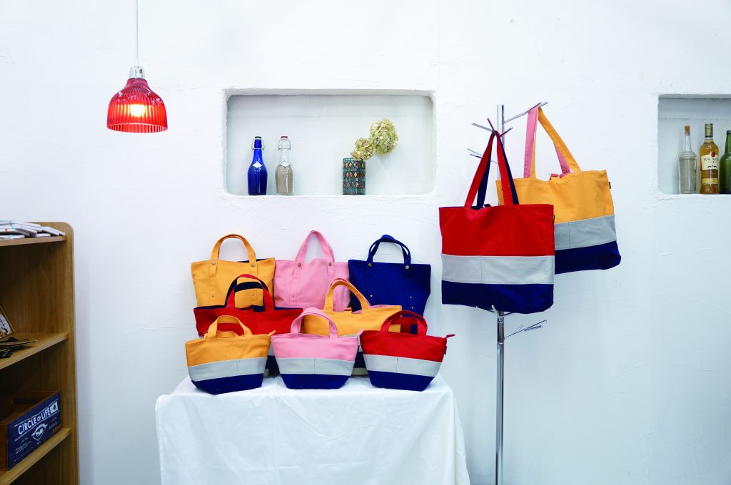 fabric tote bag series.